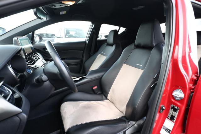 Toyota C-HR Premium 2.0 Hybrid 184 CVT Nav ParkAs PDC 