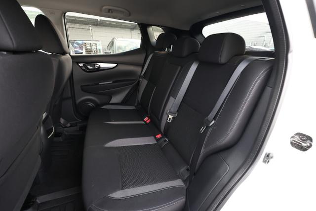 Nissan Qashqai Acenta 1.3 DIG-T 160 DCT Deluxe Kam SHZ 