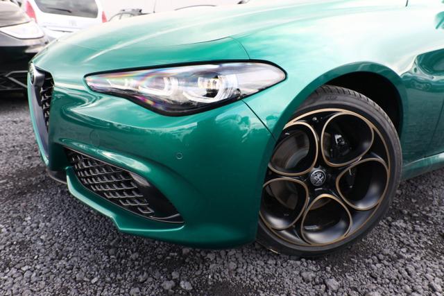 Alfa Romeo Giulia Intensa 2.2 D 210 AT8 Q4 Matrix Pano Nav 