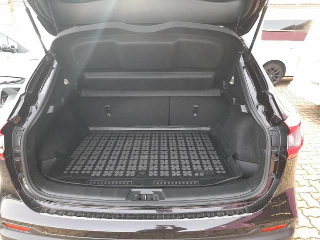 Nissan Qashqai N-CONNECTA 1.3 DIG-T 159 Pano Kam360 PDC 