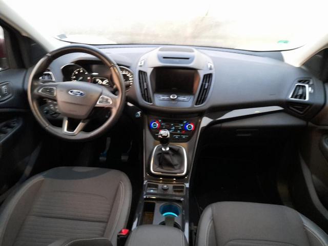 Ford Kuga Titanium 2.0 TDCi 180 4x4 Pano Nav AHK PDC 