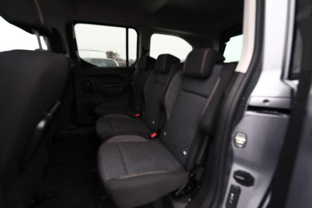 Peugeot Rifter Allure 130 EAT8 L2 StyleP 7-S CarP PrivG 