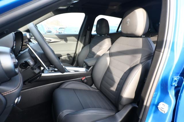 Alfa Romeo Tonale Veloce 1.6 D 130 TCT TechnoP Pano 20Z ACC 