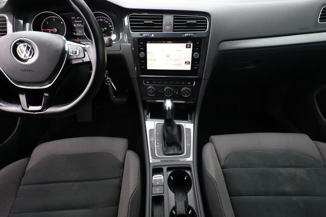 Volkswagen Golf Comfortline VII 2.0 TDI 150 DSG Nav ACC BSS 