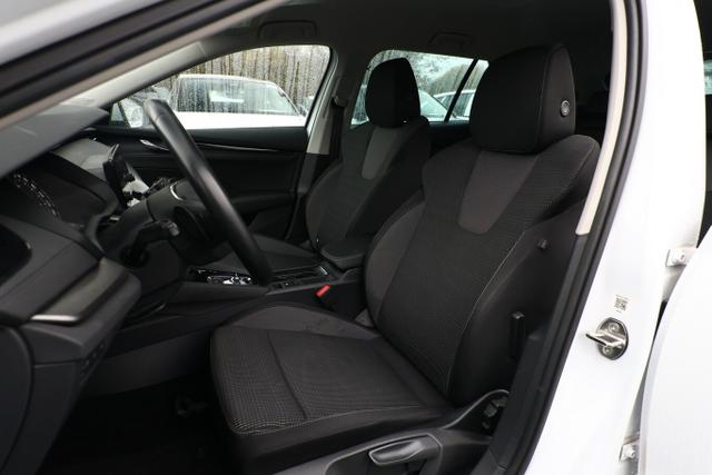 Skoda Octavia Combi Ambition 2.0 TDI 150 DSG PDC SmLi 