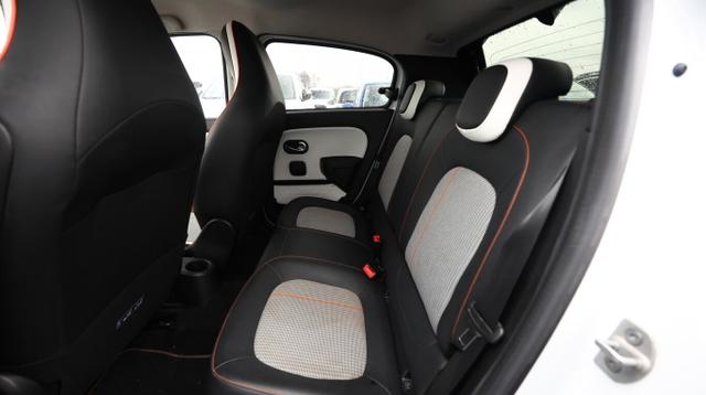 Renault Twingo Electric Vibes Nav LaneA PDC Kam LM16Z 