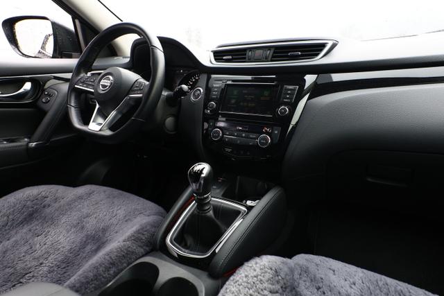 Nissan Qashqai N-CONNECTA 1.3 DIG-T 159 Pano Kam360 PDC 