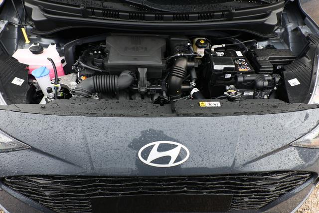 Hyundai i10 1.2 MPI 79 AMT Trend Nav SHZ Kam Temp PrivG 