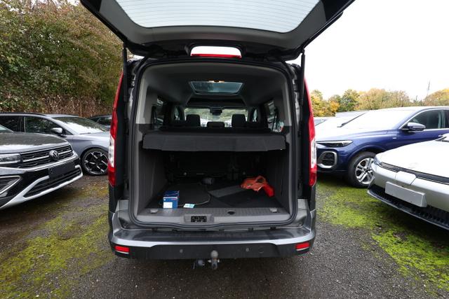 Ford Tourneo Connect Titanium 1.5 TDCi 120 StandH Nav 