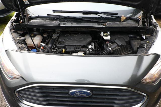 Ford Tourneo Connect Titanium 1.5 TDCi 120 StandH Nav 