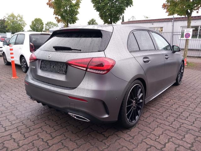 Mercedes-Benz A-Klasse AMG Line A 200 d DCT LED Burmester 19Z designo 