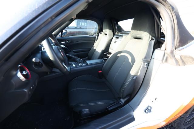 Fiat 124 Spider 1.4 MultiAir Turbo 140 KeyL LM17Z DAB 