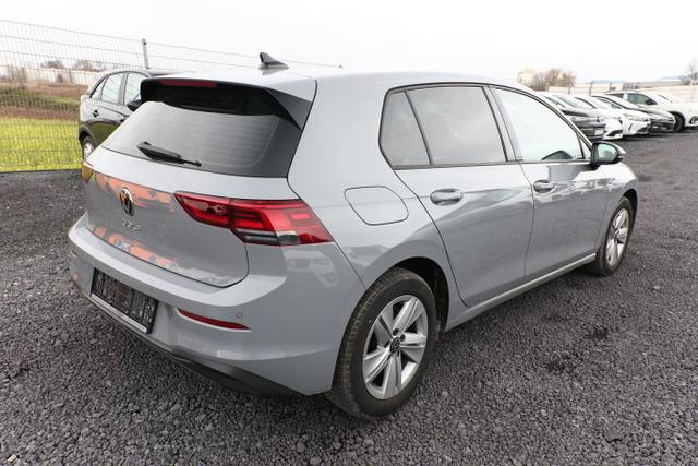 Volkswagen Golf LIFE VIII 1.5 TSI 130 Nav ACC SHZ PDC KeyL 