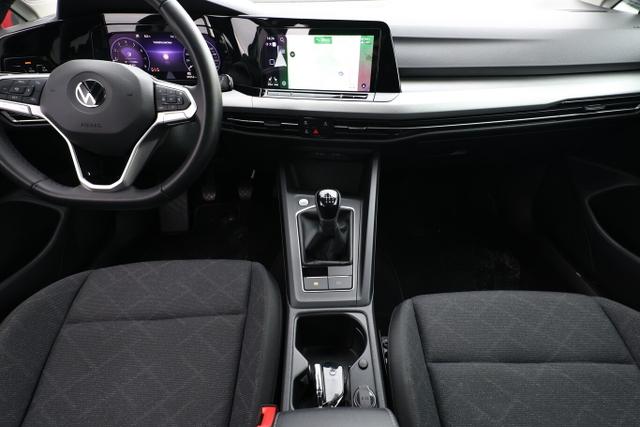 Volkswagen Golf LIFE VIII 1.5 TSI 130 Nav ACC SHZ PDC KeyL 