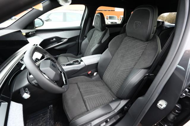 Peugeot 5008 GT MHEV 145 eHK Nav 360° ACC SHZ PrivG PDC 