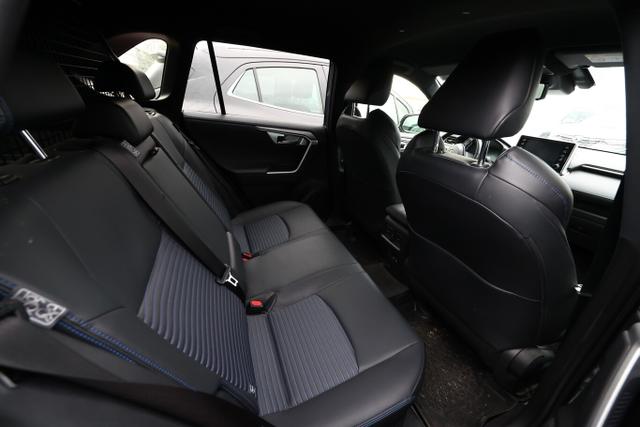 Toyota RAV4 Style Selection 2.5 VVT-i 222 CVT 4x4 AHK 