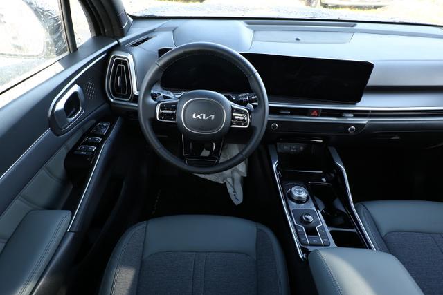 Kia Sorento HEV 215 FaceL ACC LED+ Kam 2xPDC Keyl LM 