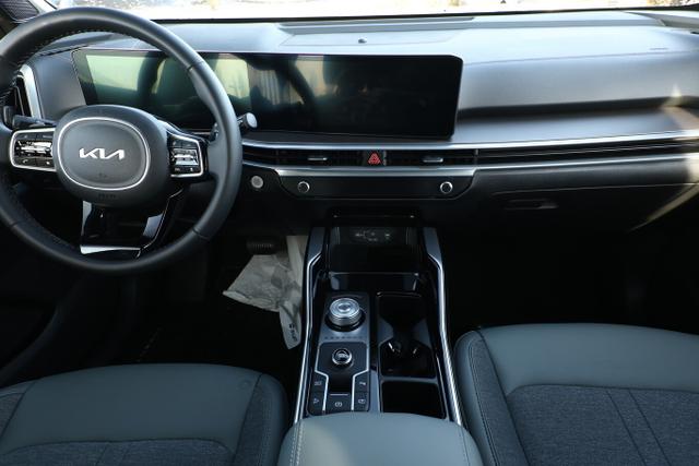 Kia Sorento HEV 215 FaceL ACC LED+ Kam 2xPDC Keyl LM 