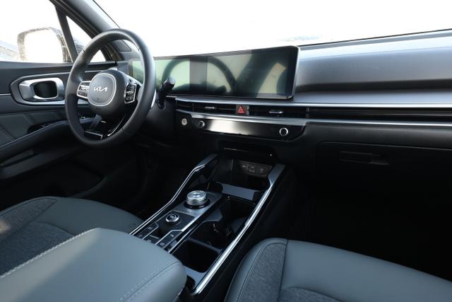 Kia Sorento HEV 215 FaceL ACC LED+ Kam 2xPDC Keyl LM 