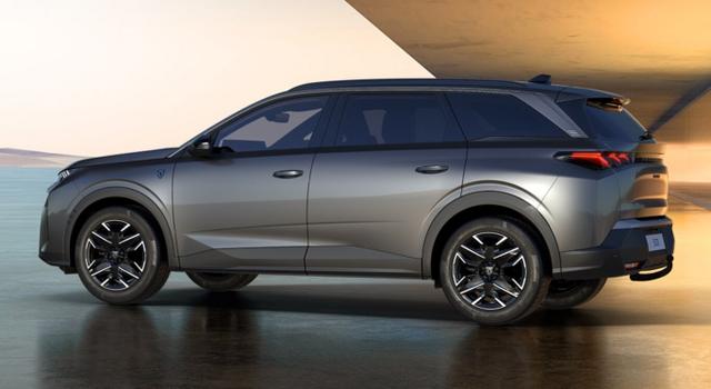 Peugeot 5008 GT MHEV 145 KomfortP AHK eHK Nav ACC SHZ 