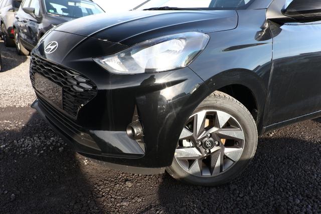 Hyundai i10 1.2 MPI 79 AMT Trend Nav SHZ Kam Temp PrivG 