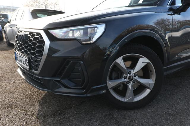 Audi Q3 Sportback quattro 45 TFSI S tronic Nav LM19Z 