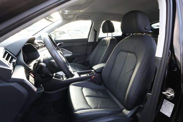 Audi Q3 Sportback quattro 45 TFSI S tronic Nav LM19Z 