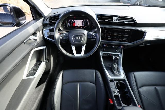 Audi Q3 Sportback quattro 45 TFSI S tronic Nav LM19Z 