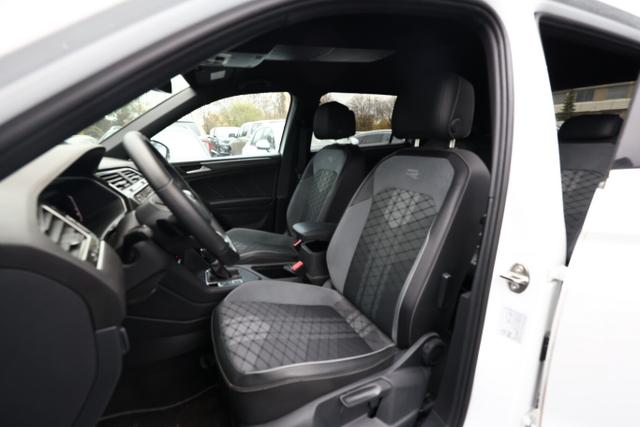 Volkswagen Tiguan Allspace R-Line TSI 150 DSG SHZ Nav EasyO 