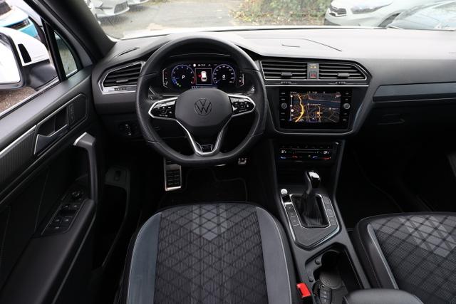 Volkswagen Tiguan Allspace R-Line TSI 150 DSG SHZ Nav EasyO 