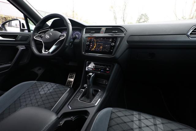 Volkswagen Tiguan Allspace R-Line TSI 150 DSG SHZ Nav EasyO 
