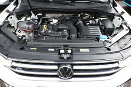 Volkswagen Tiguan Allspace R-Line TSI 150 DSG SHZ Nav EasyO 