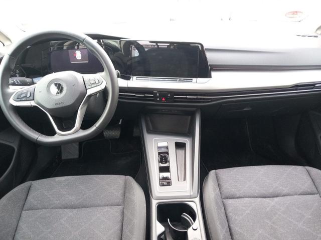 Volkswagen Golf LIFE VIII 1.5 eTSI 150 DSG LED Nav ACC SHZ 