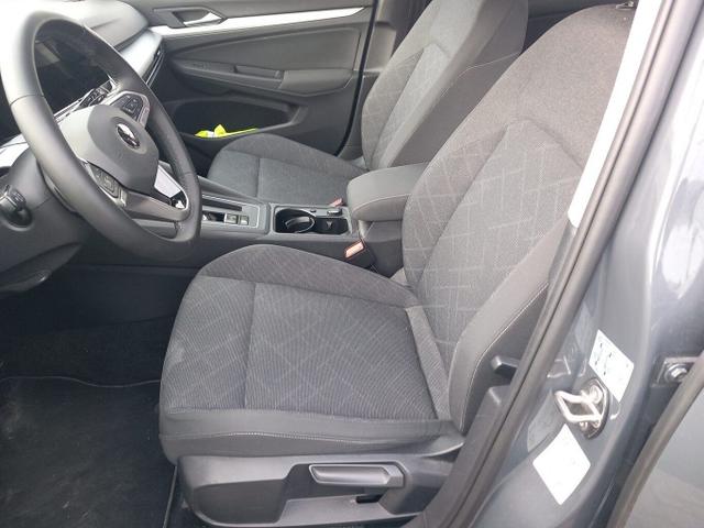 Volkswagen Golf LIFE VIII 1.5 eTSI 150 DSG LED Nav ACC SHZ 