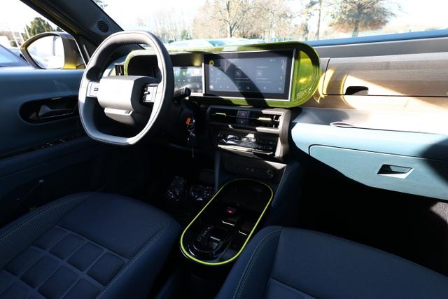 Fiat Grande Panda La Prima MHEV AT Winter Nav Kam LED 