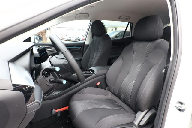 MG MG5 Comfort 5 51kWh ACC Keyl Kam PDC SHZ LED Nav 