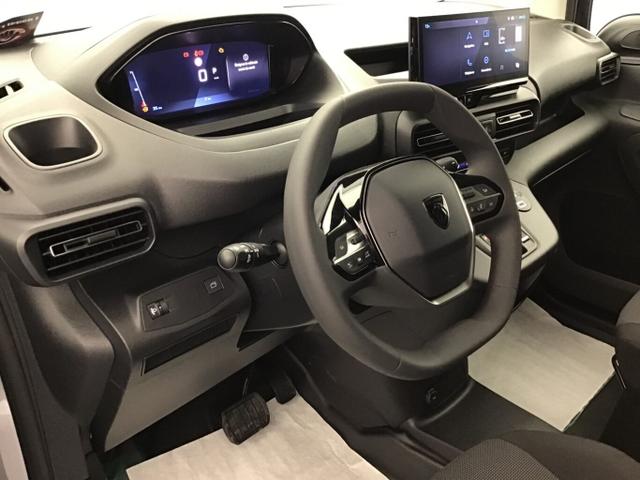 Peugeot Partner EAT8 L2 Holz Keyl 2Z-Klima Kam Nav CarP 