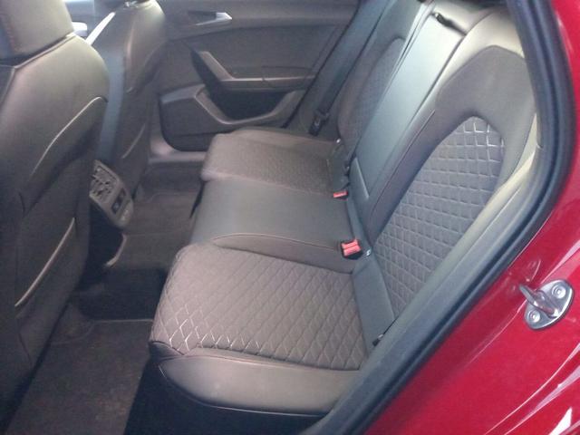Seat Leon FR 1.4 e-HYBRID 204 DSG Nav LED PDC SHZ Kam 