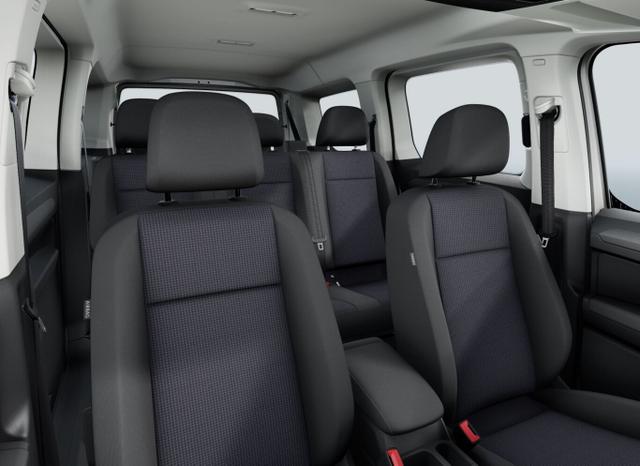 Volkswagen Caddy Maxi 7S ACC AC(2Zone) Kam AppCo 2xPDC MFL 