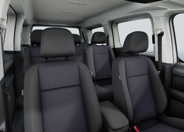 Volkswagen Caddy Maxi 7S AC(2Zone) ACC Kam AppCo 2xPDC MFL 