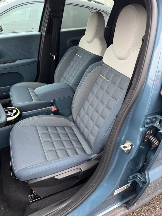 Fiat Grande Panda La Prima MHEV AT Winter Nav Kam LED 