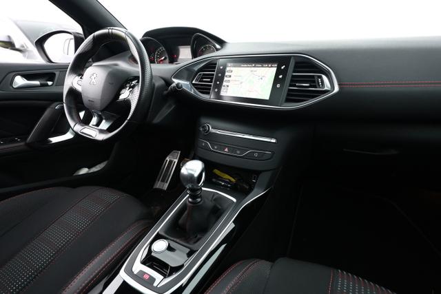 Peugeot 308 Allure 1.2 PT 130 Pano LED Nav Kam KeyL PDC 