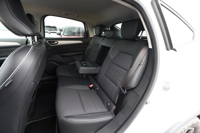 Renault Arkana Techno TCe 140 EDC Nav PDC Kam SHZ LM18Z 