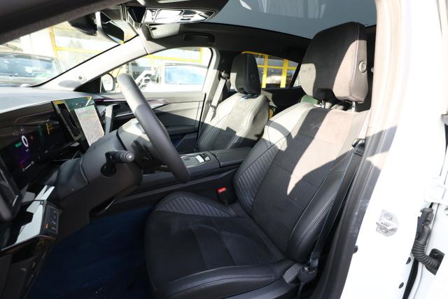 Rafale Atelier Alpine PHEV 300 Pano H/K HUD Nav 