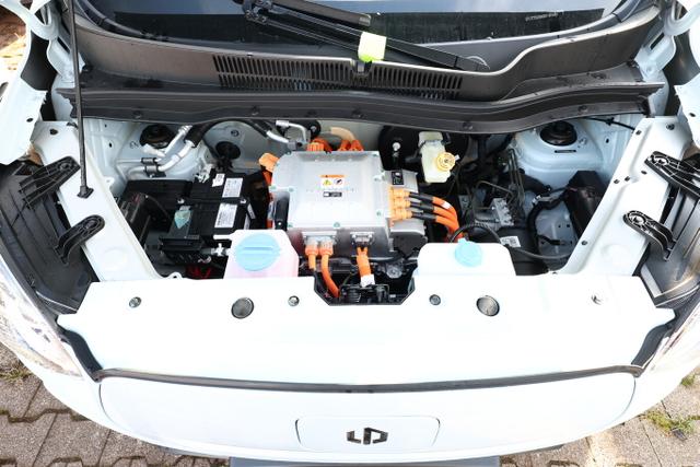 Leapmotor T03 37,3 kWh Pano Nav Kam ACC PDC LaneA 15Z BSD 