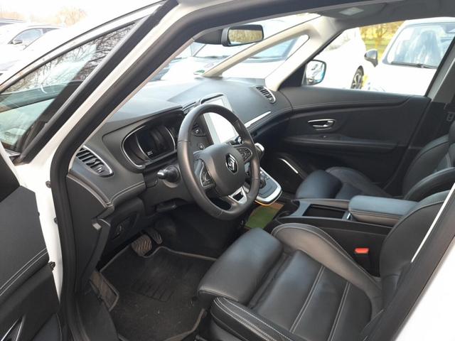 Renault Grand Scenic Techno IV TCe 140 EDC LED Nav PDC 