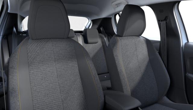 Peugeot 208 Style MHEV AT LED CarPlay PDC Temp Isofix BT 