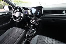 Volkswagen T-Roc R-Line DSG Pano BlackP LED+ Keyl 5JGar 19Z 
