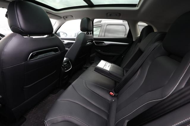 MG Marvel R Luxury Electric 132kW PDC BSS LM19ZeHk 