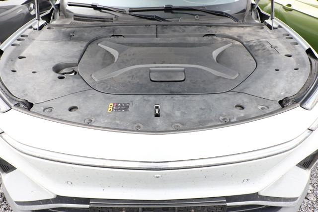 MG Marvel R Luxury Electric 132kW PDC BSS LM19ZeHk 